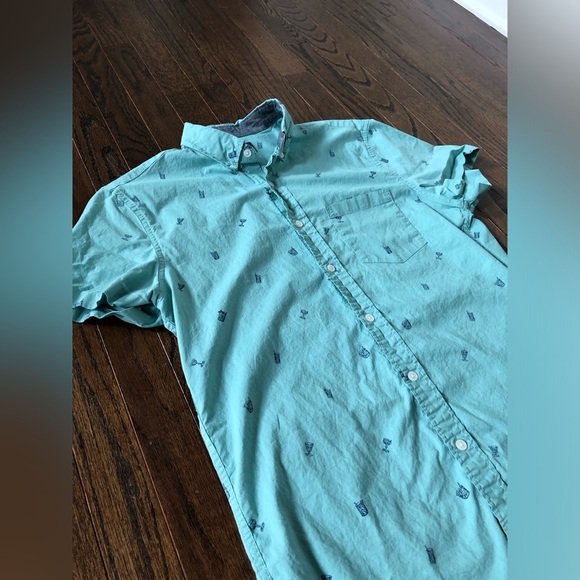 J. Crew Men’s M Teal Green Short-Sleeved Button-Down Shirt w/Cocktail Graphics - Picture 3 of 11